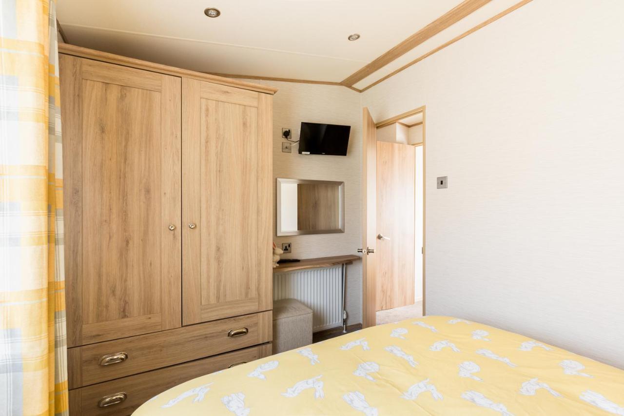 Cottontail Lodge - Hot Tub - Pet Friendly South Cerney Extérieur photo