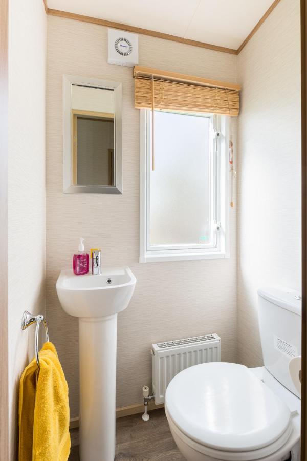 Cottontail Lodge - Hot Tub - Pet Friendly South Cerney Extérieur photo