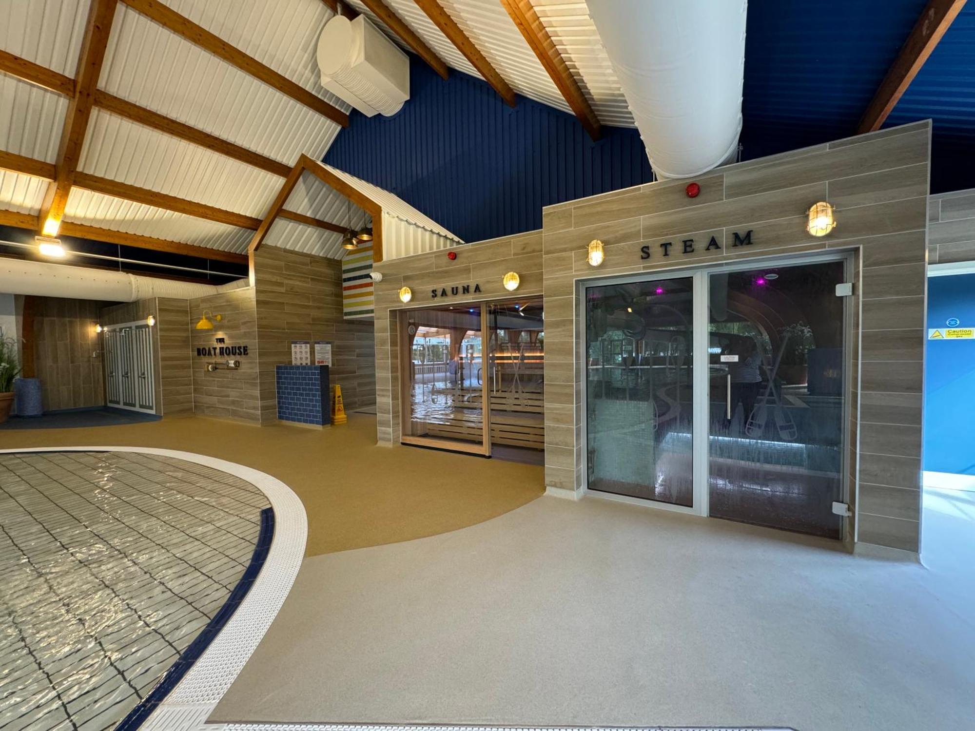 Cottontail Lodge - Hot Tub - Pet Friendly South Cerney Extérieur photo