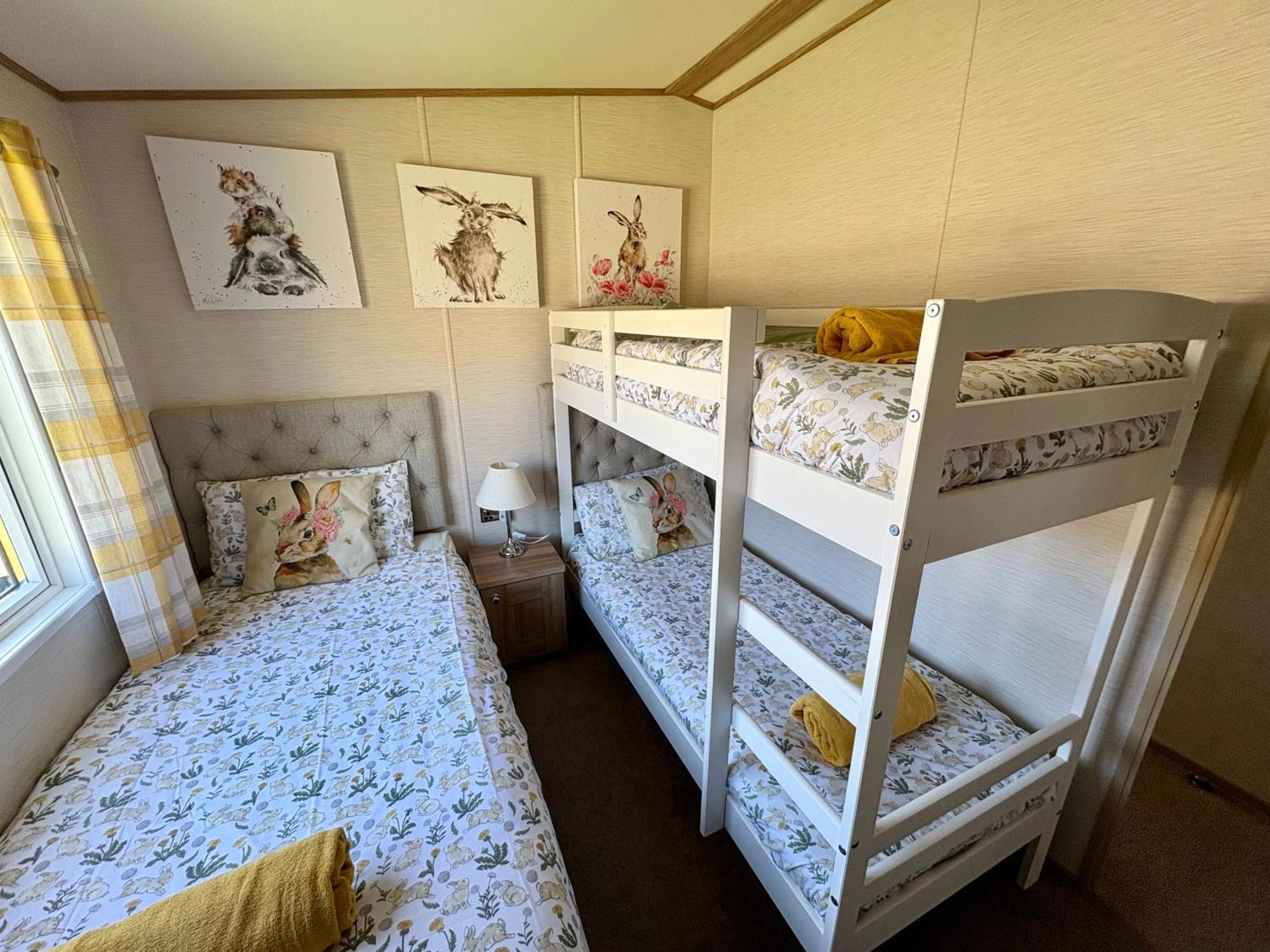 Cottontail Lodge - Hot Tub - Pet Friendly South Cerney Extérieur photo